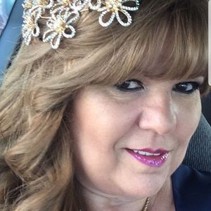 Meet your Posher, Magda